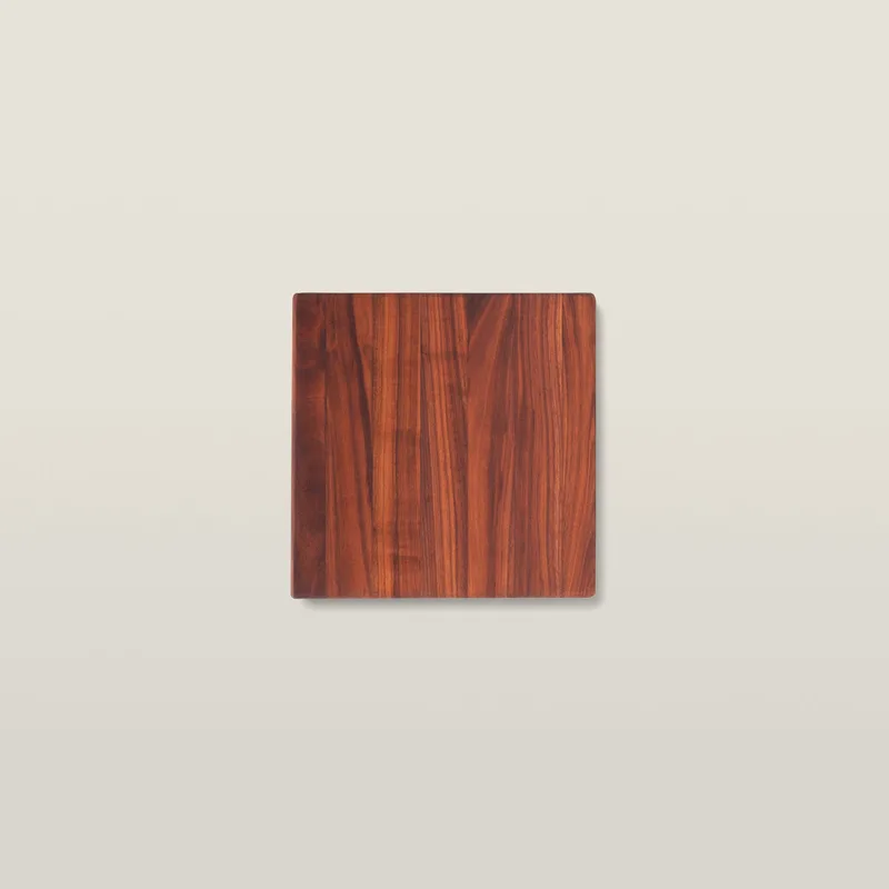 Walnut Square Edge-Grain Board with Rubber Feet