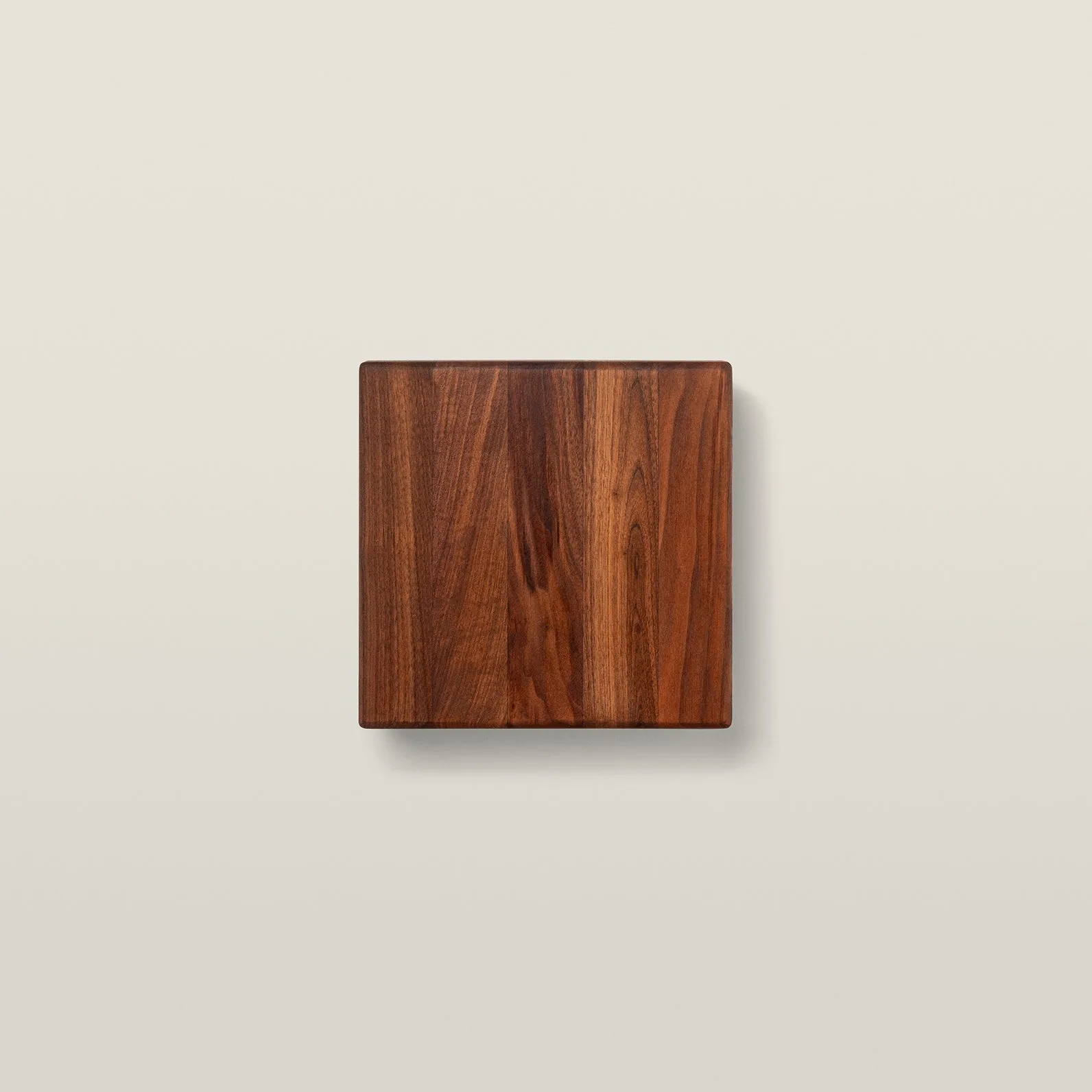 Walnut Square Cutting Board With Walnut Feet 1-1/2" Thick (B Series)