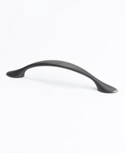Transitional Advantage Three 96mm CC Verona Bronze Rounded End Pull