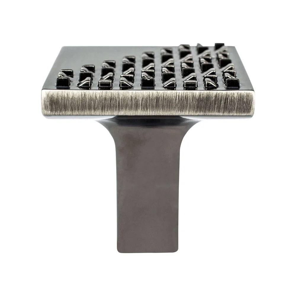 Roque Vintage Nickel Knob