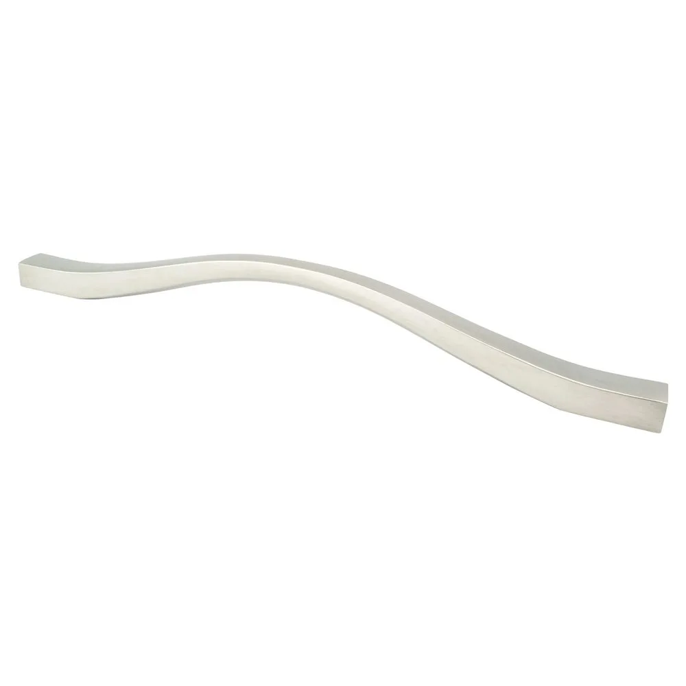 Fluid 192mm and 224mm Brushed Nickel Pull
